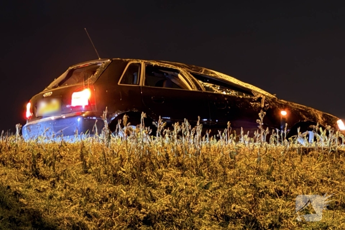 Bestuurder spoorloos na ongeval