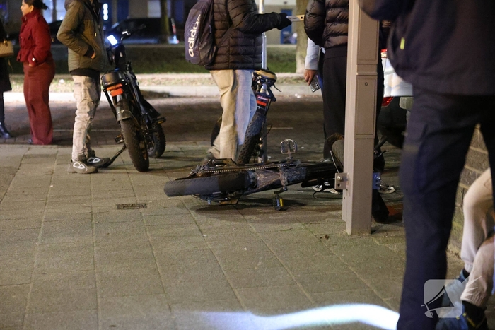 Auto botst op Fatbike in Rotterdam