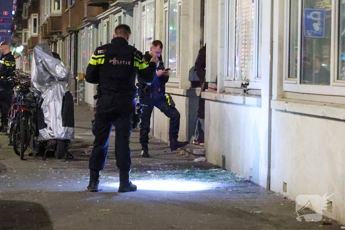 Explosie veroorzaakt brand in woning