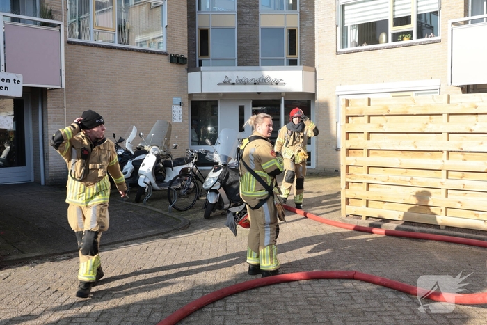 Woningbrand leidt tot ontruiming verzorgingshuis