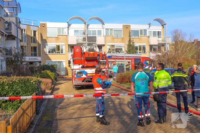 Woningbrand leidt tot ontruiming verzorgingshuis