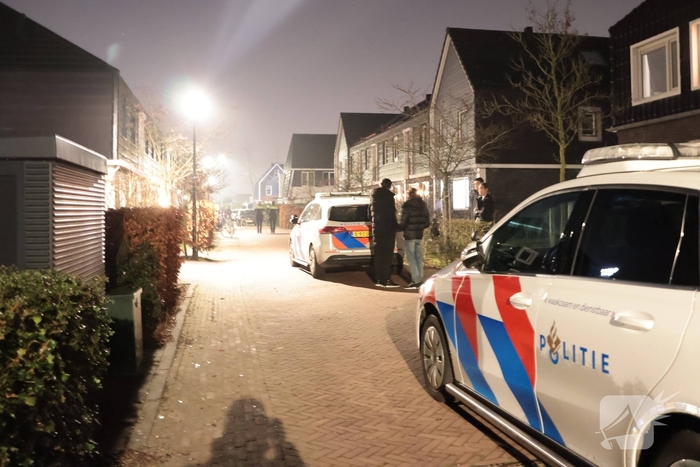 Ongenodigde gasten dringen huisfeestje binnen