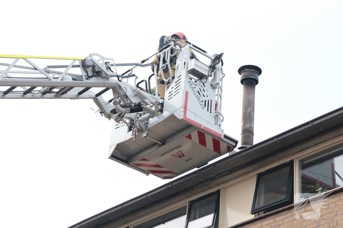 Schoorsteenbrand leidt tot spoedactie brandweer