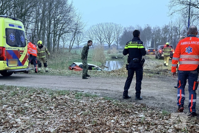 Brandweer en ambulancedienst ingeschakeld na botsing