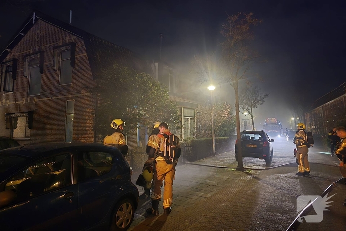 Rookontwikkeling bij nachtelijke woningbrand
