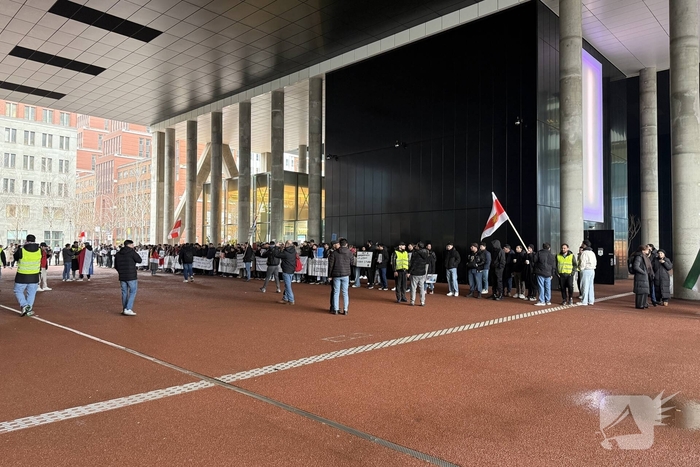 Demonstratie bij Rijkskantoor tegen uitzettingen naar Irak