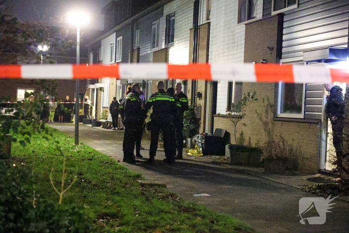 Voertuig rijdt opzettelijk mensen aan