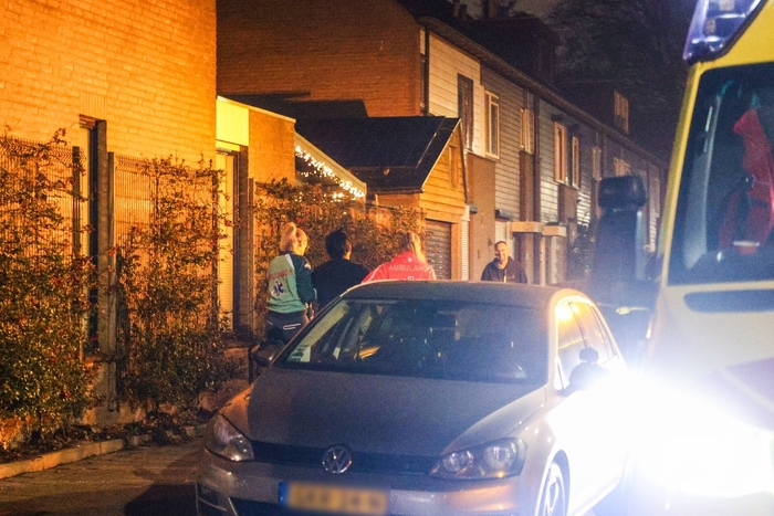 Voertuig rijdt opzettelijk mensen aan