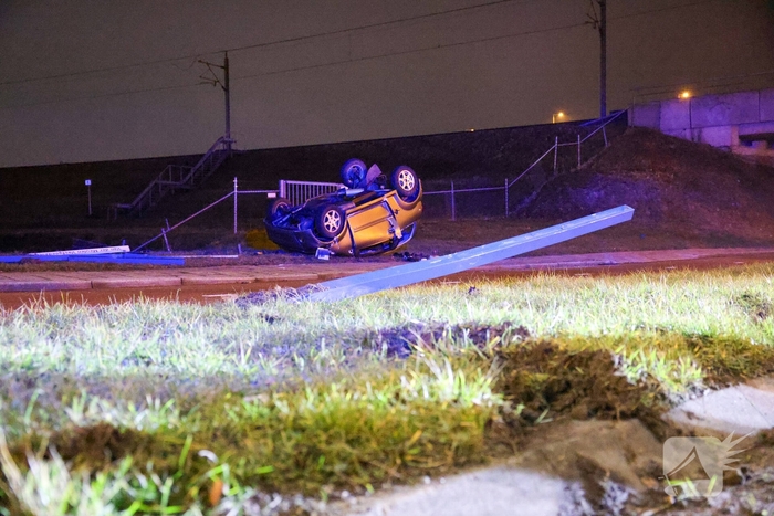 Jongeman belandt op zijn kop na ongeval