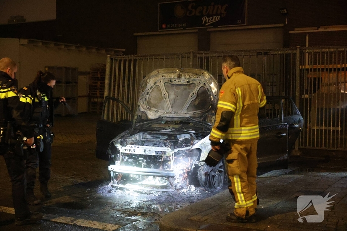 Explosie bij woning leidt tot redding van meerdere bewoners