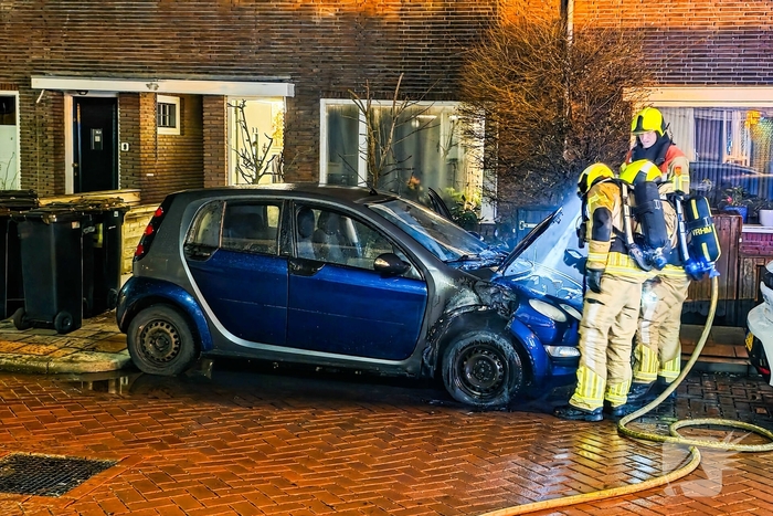Brand in auto veroorzaakt alarm