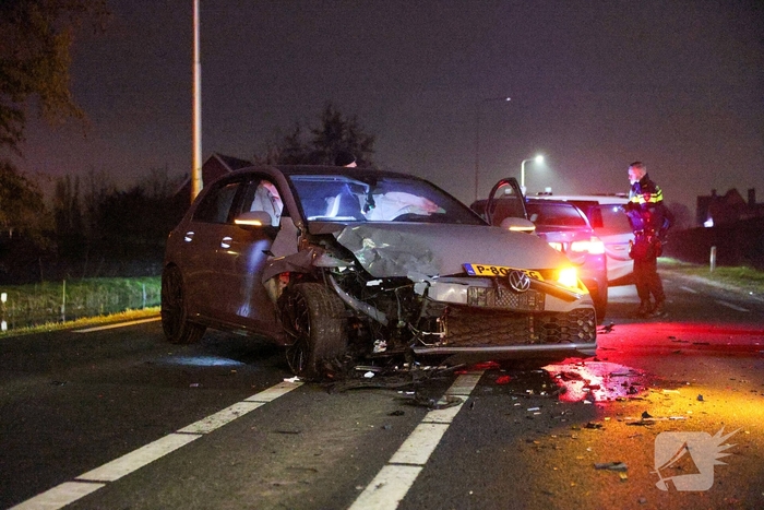 Twee bestuurders gewond bij aanrijding