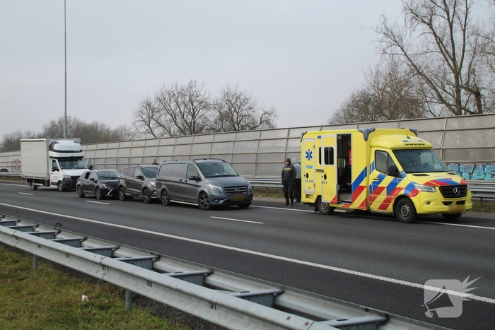 Kettingbotsing veroorzaakt flinke file op A15
