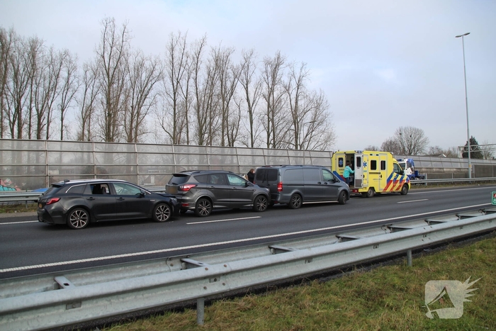 Kettingbotsing veroorzaakt flinke file op A15