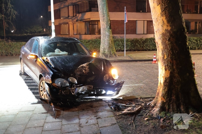 Eenzijdig ongeval leidt tot aanhouding bestuurder