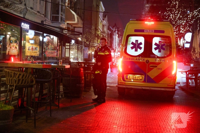 Steekincident bij café leidt tot gewonde