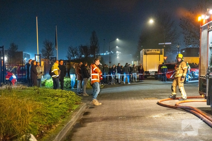 Zeer grote brand in industriegebouw vereist grootschalige inzet
