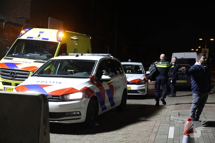 Steekincident op vluchtelingenboot leidt tot gewonde