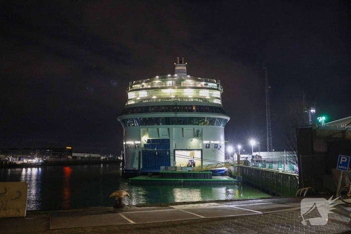 Steekincident op vluchtelingenboot leidt tot gewonde