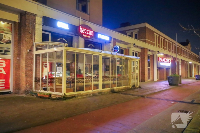 Explosief ontploft bij restaurant, geen gewonden