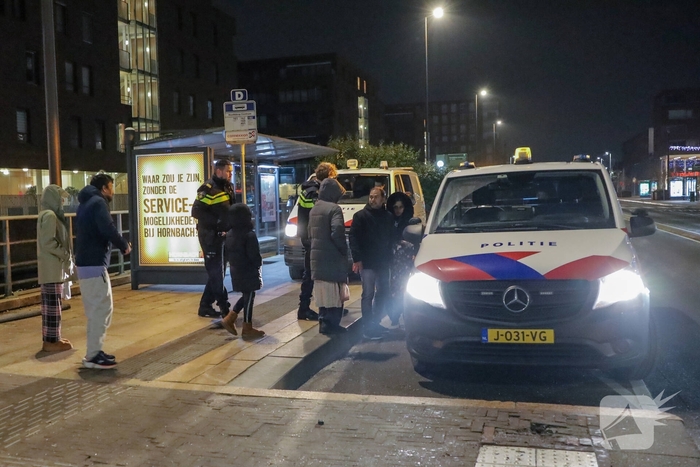 Grote woningbrand leidt tot evacuatie en rookinhalatie