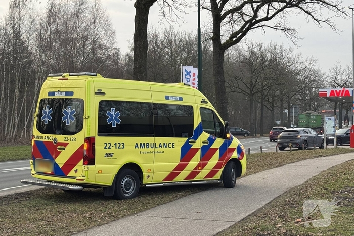 Botsing tussen piaggo en personenauto