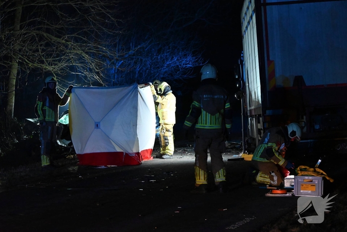 Dode na ongeval met vrachtauto