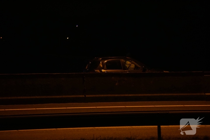 Aanrijding op snelweg leidt tot ziekenhuisopname