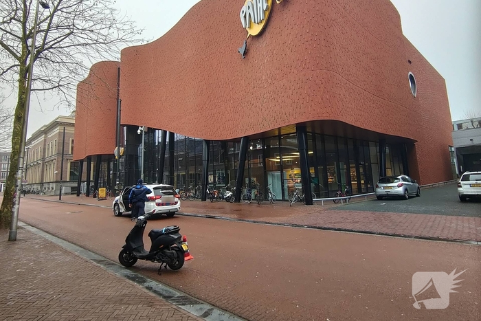 Valpartij van scooterrijder leidt tot ambulance inzet