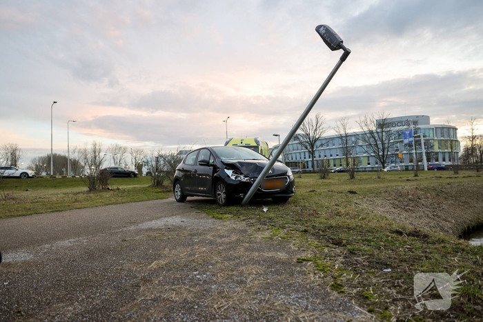 Bestuurder raakt onwel tijdens rijden