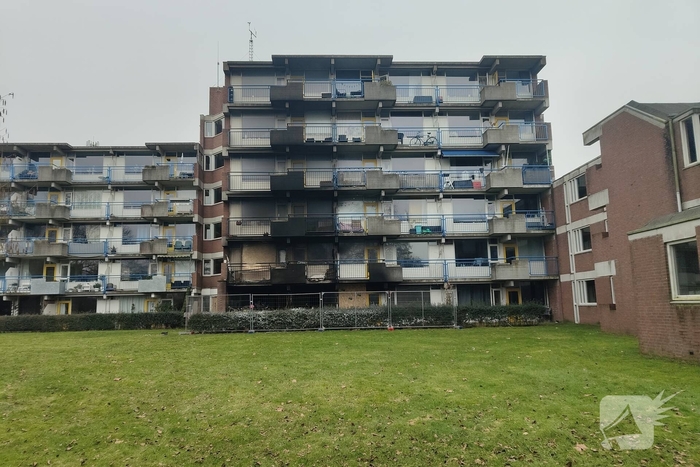 Grote woningbrand verwoest appartement