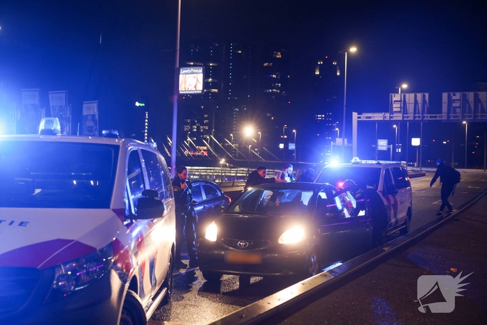 Politieachtervolging eindigt op Erasmusbrug