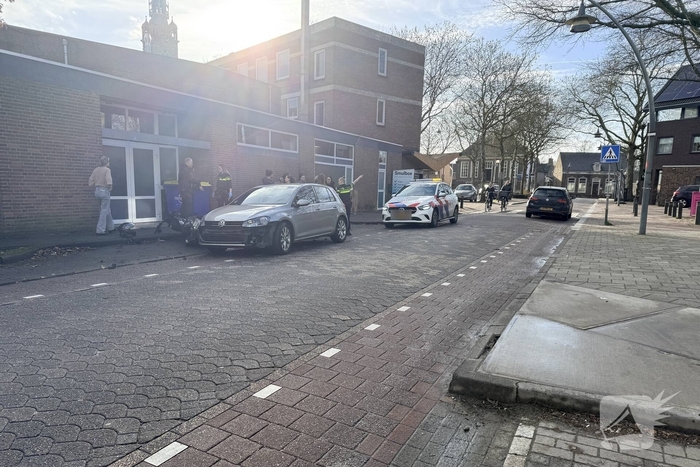 Motorrijder gewond bij botsing met auto