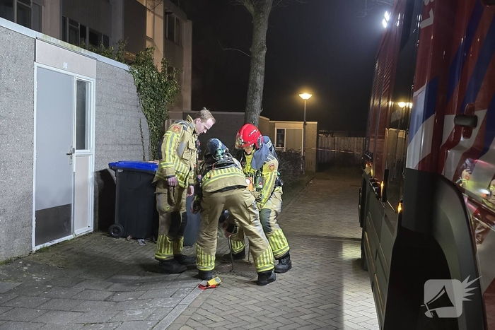 Brandweer doet onderzoek naar gaslucht