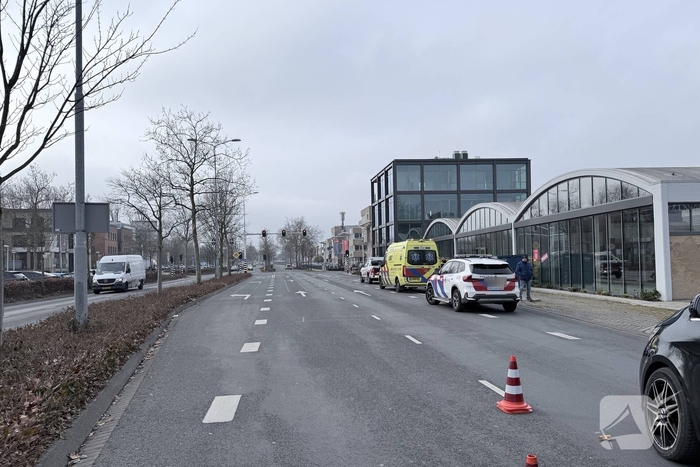 Taxi total-loss na botsing met auto