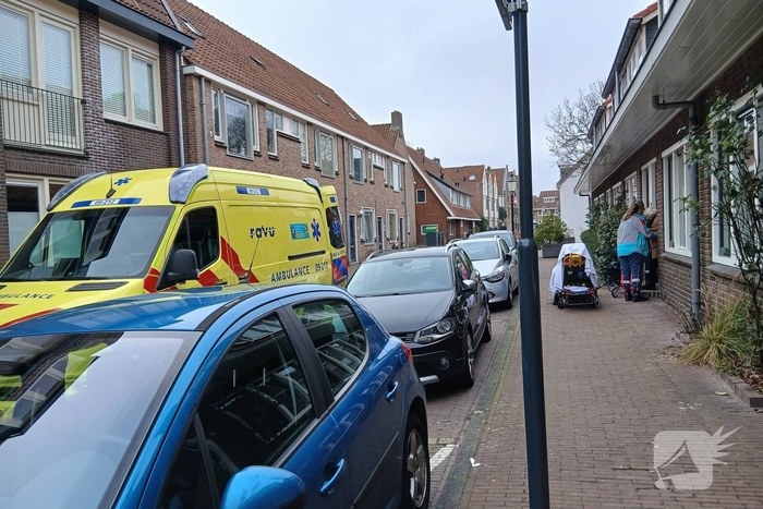 Vrouw naar ziekenhuis na val in woning