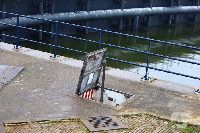 Brand in sluisbediening zorgt voor scheepvaartproblemen