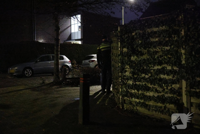 Team Parate Eenheid houdt persoon aan in woning