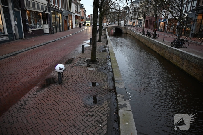 Scooterrijder gewond na te water raken