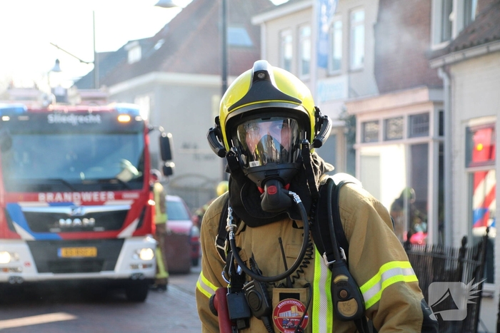 Schoorsteenbrand succesvol geblust