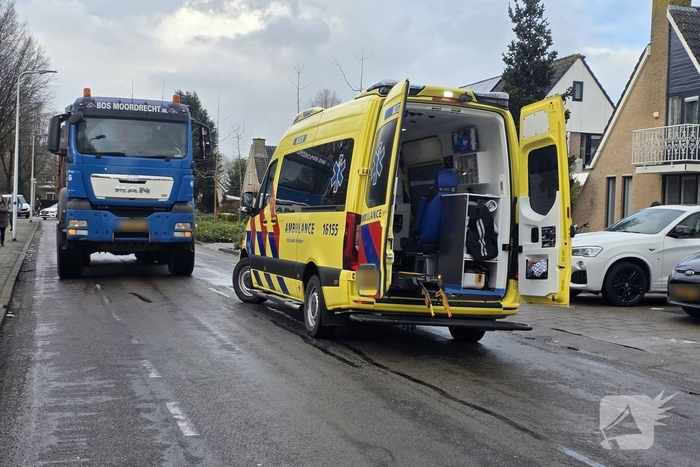 Fietser gewond bij aanrijding met vrachtwagen
