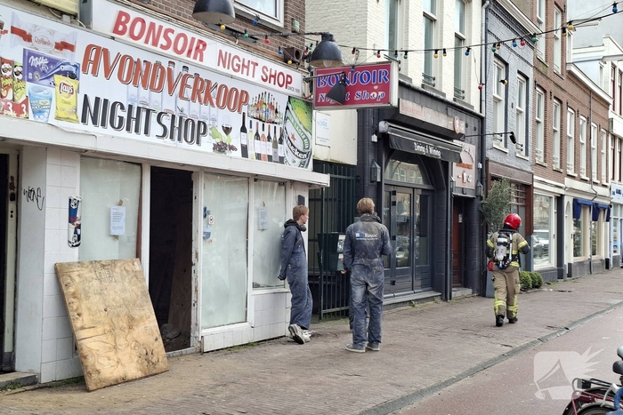 Gaslekkage bij avondwinkel leidt tot evacuatie