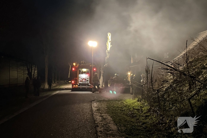 Brand in loods door snoeiafval