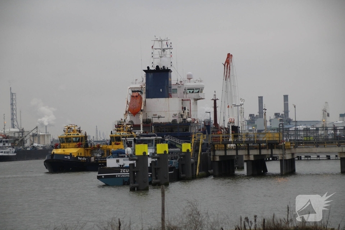 Brand op tanker in Rotterdam onder controle