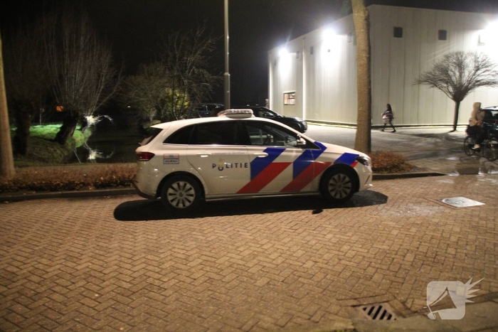Auto op zijkant na ongeval