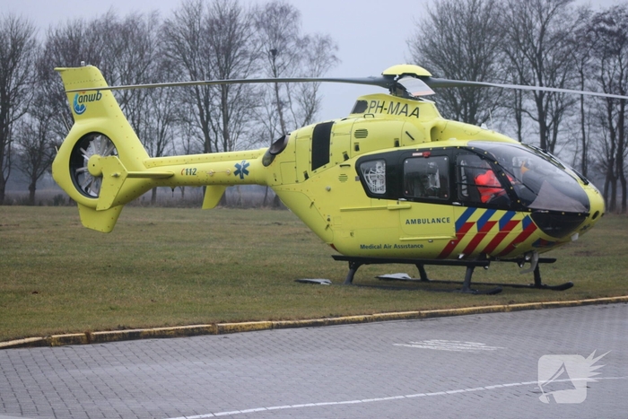 Traumahelikopter landt voor noodsituatie in ziekenhuis