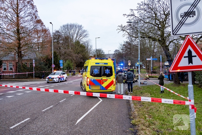 Aanrijding met stadsbus leidt tot gewonden