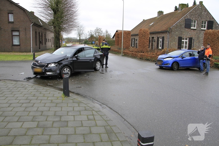 Aanrijding met letsel zorgt voor veel schade