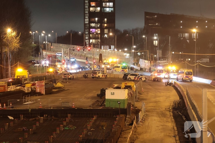Ongeval tussen twee voertuigen leidt tot hulpdiensten