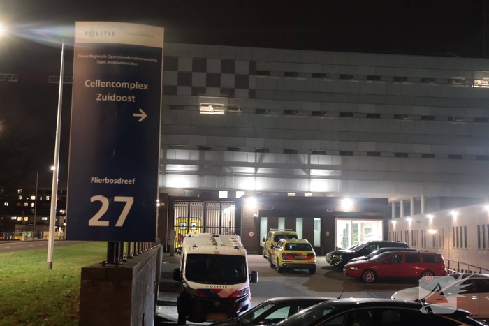 Medische noodsituatie bij politiebureau